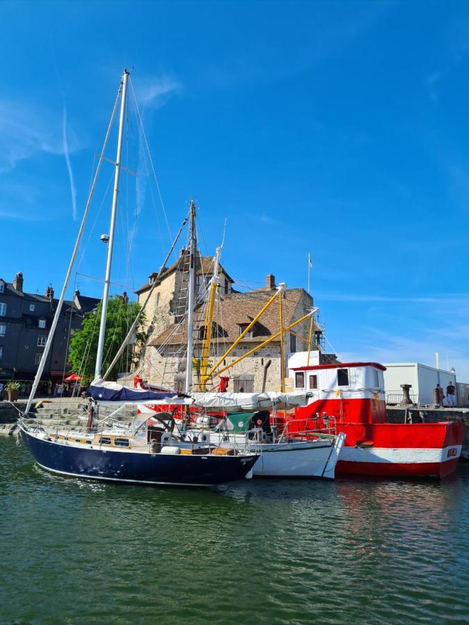 Jane'Laur - Honfleur Bed and Breakfast Eksteriør billede
